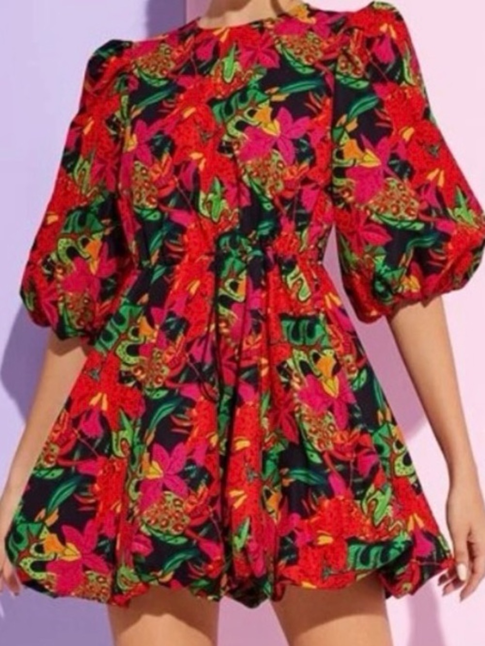 SHEIN XINGOZIKA
OKEKE Lantern Sleeve
Tropical Print Dress